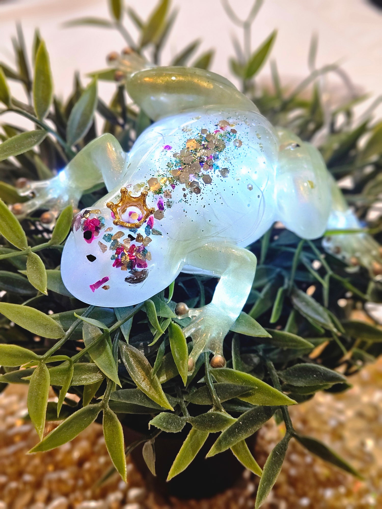 Resin 'Light up" Frog in Gold, Green and Pearl with lights and glow-in-the-dark glitter