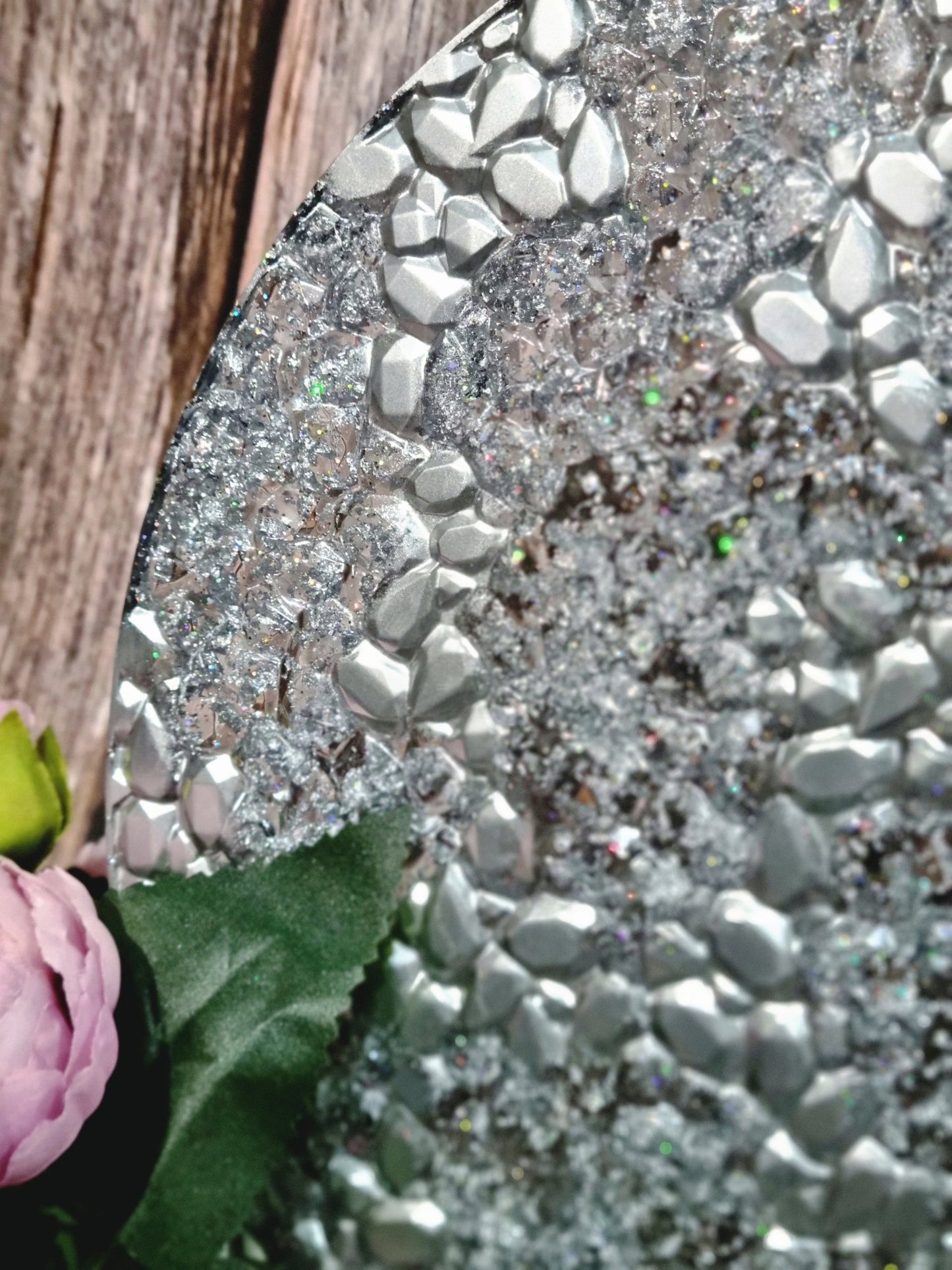 Silver gemstone bottom decorative tray with 4 matching coasters