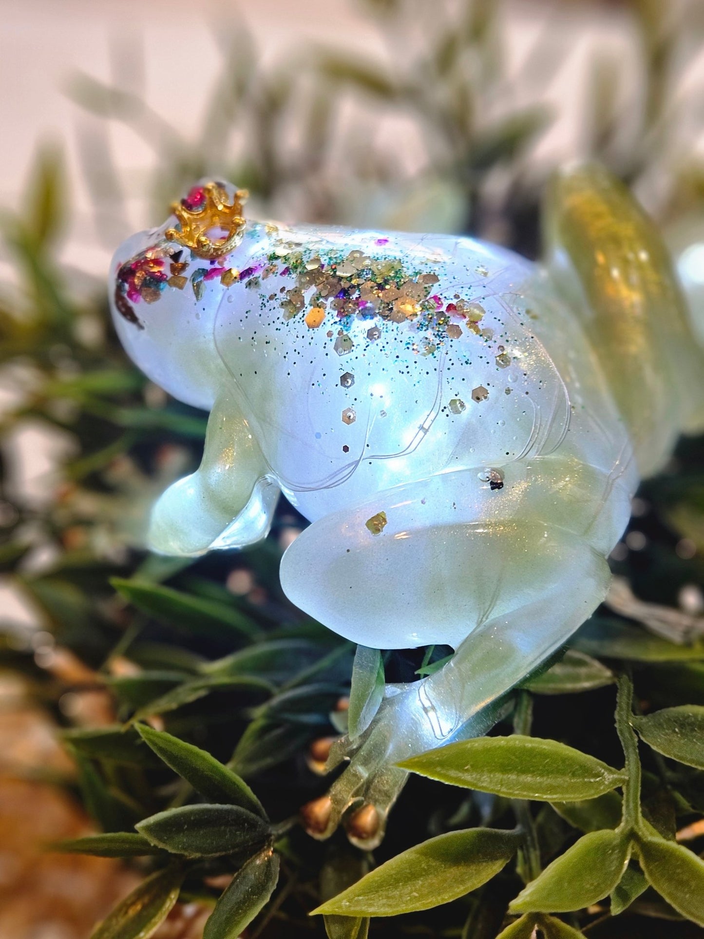 Resin 'Light up" Frog in Gold, Green and Pearl with lights and glow-in-the-dark glitter