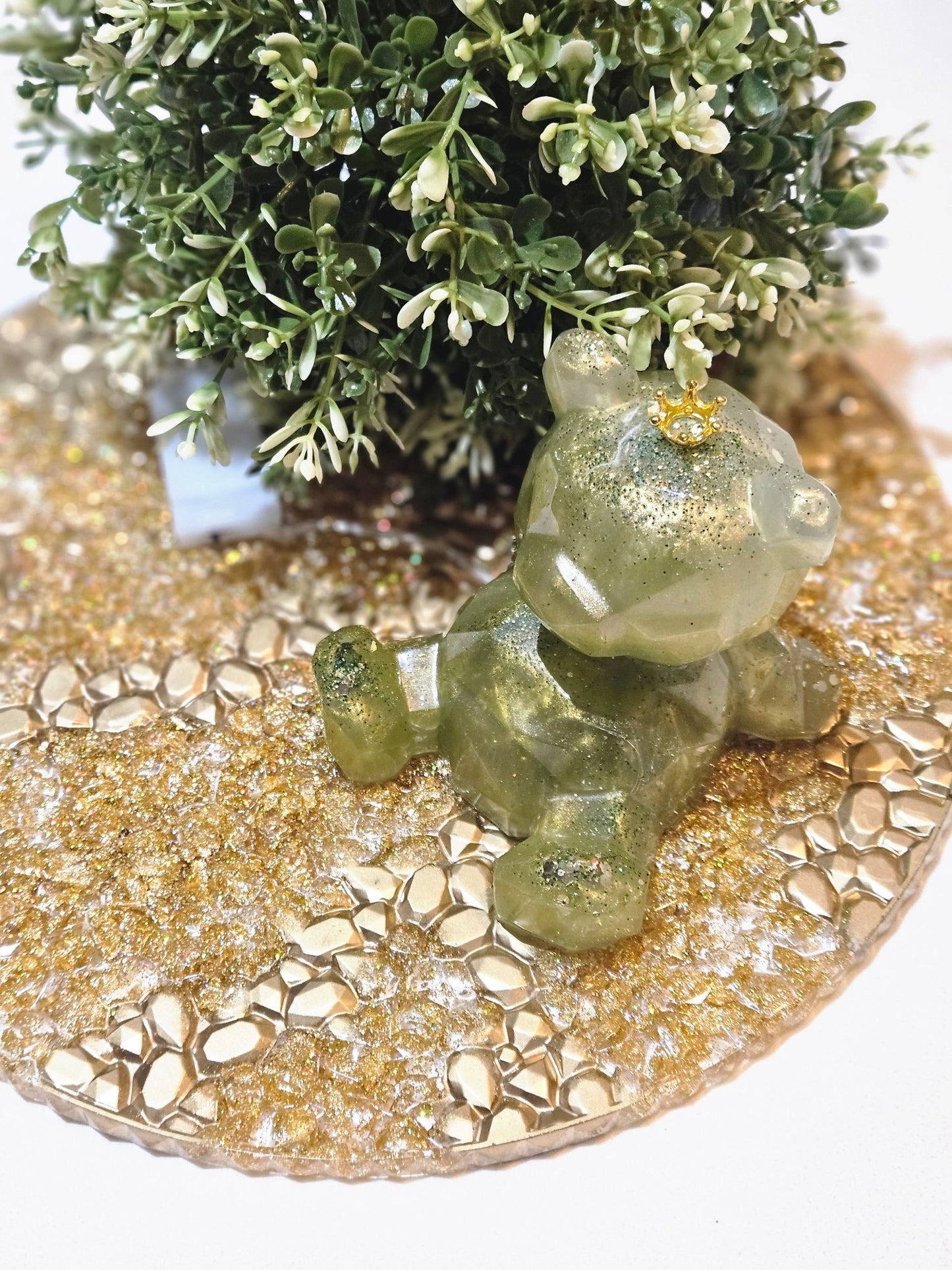 Resin 'Light up" Bear in Gold, Green and Pearl with lights and glow-in-the-dark glitter