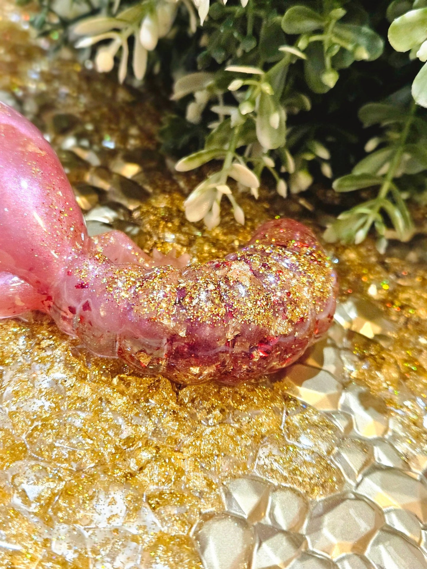 Resin fat tail Gecko in Pink and glitter